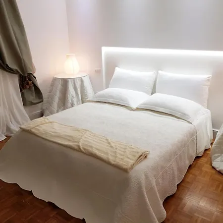 Apartament Charmerooms Palazzo Stampa *