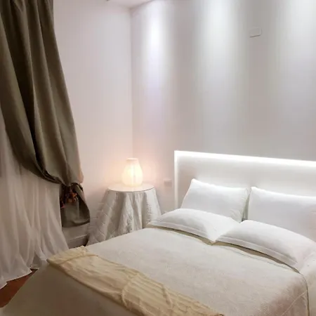 Apartament Charmerooms Palazzo Stampa *