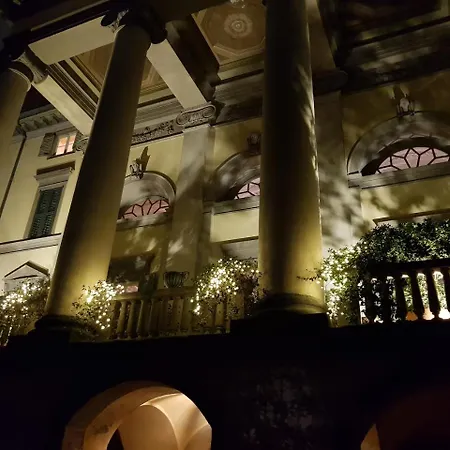 Charmerooms Palazzo Stampa Apartament *